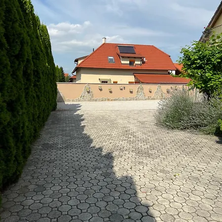 Apartman Holler Vendeghaz