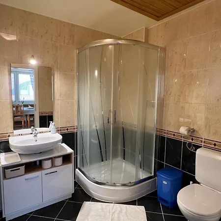 Holler Vendeghaz Apartman