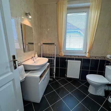 Apartman Holler Vendeghaz Bük